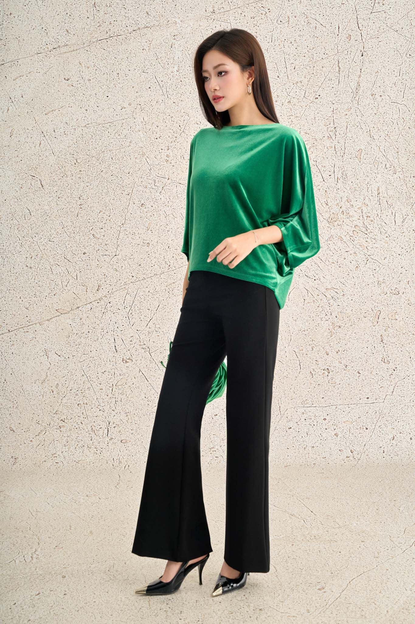 FAS14168 - Áo sơ mi công sở vải nhung dáng suông cổ thuyền tay cánh dơi thời trang thân sau phối khuy đá tạo kiểu - PANTIO