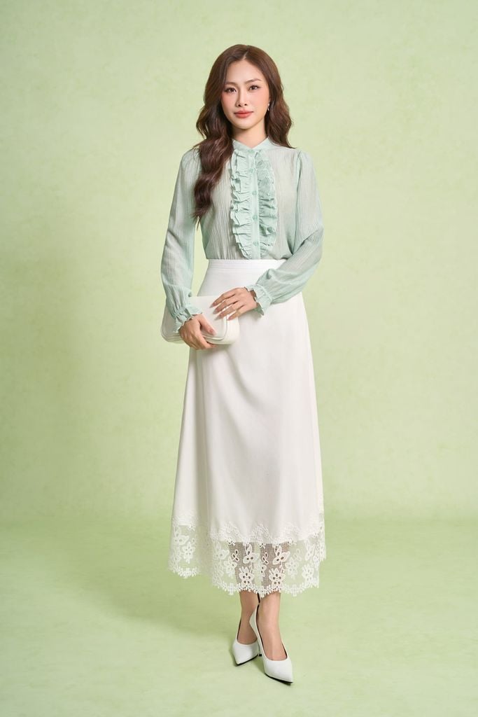 FAS33768 - Áo sơ mi công sở vải thô mỏng dáng suông cổ tròn ngực áo phối bèo tạo kiểu - PANTIO