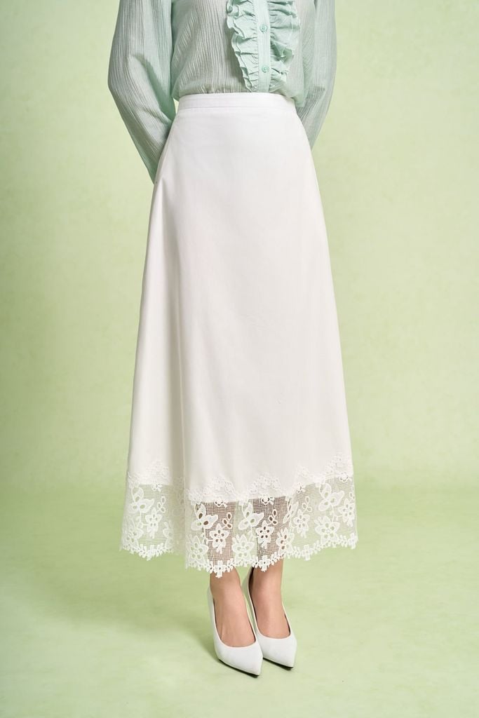 BJD13705 - Chân váy dài công sở vải thô kate dáng suông gấu váy phối ren tạo kiểu - PANTIO