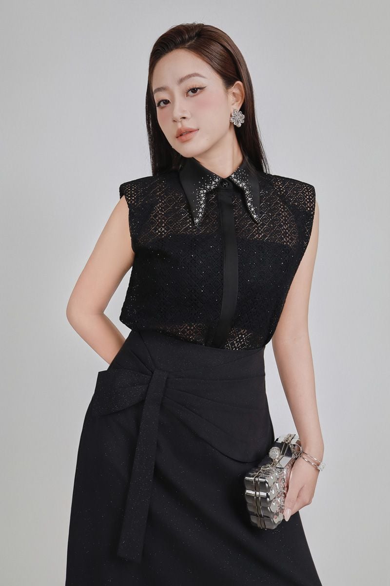 FAS33966 - Áo sơ mi công sở vải ren hoa dáng suông cổ đức đính đá tạo kiểu tay chờm có đệm vai cài khuy thân trước - PANTIO