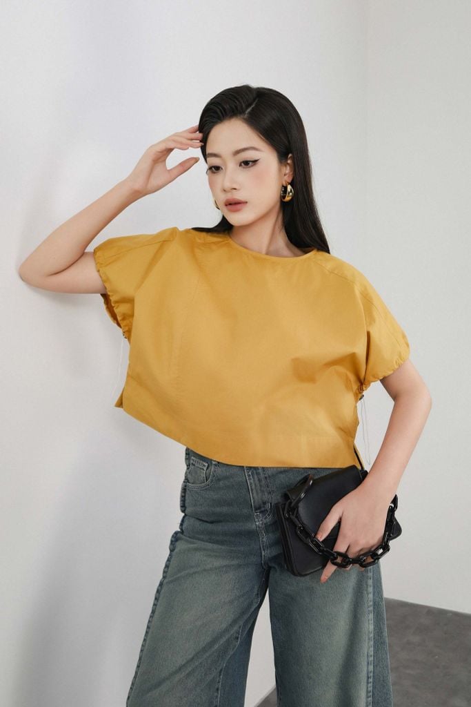 FAS33998 - Áo sơ mi kiểu công sở vải thô kate dáng croptop cổ tròn tay rộng bo chun rút tạo kiểu - PANTIO