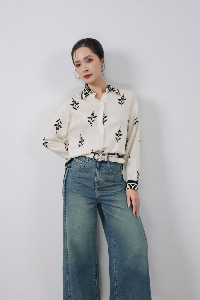 FAS34013 - Áo sơ mi công sở vải thô mỏng in hoạ tiết dáng suông cổ đức tay dài cài khuy trước - PANTIO