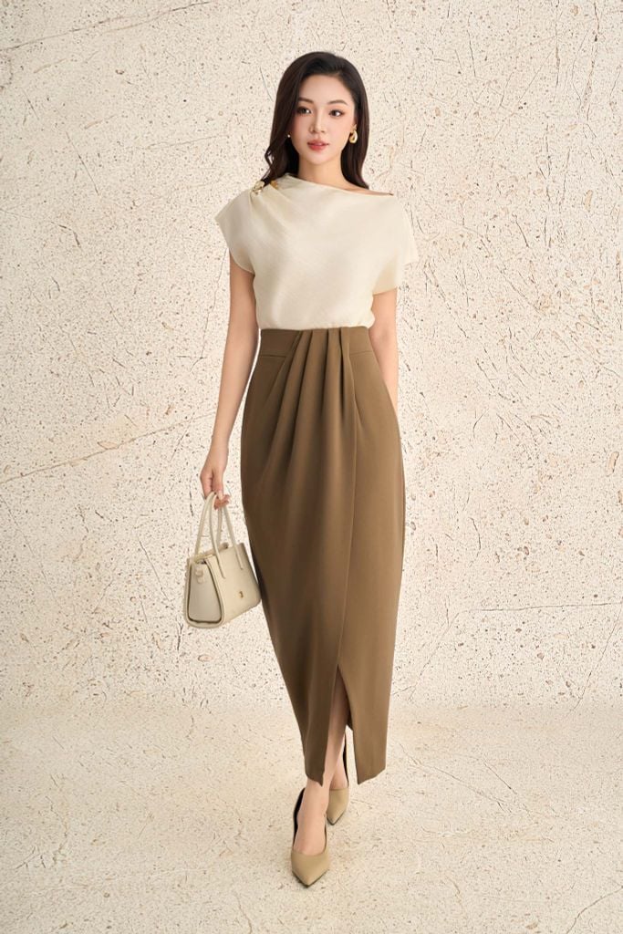 FAS34031 - Áo sơ mi công sở vải tơ dáng suông cổ lệch tạo kiểu tay chờm vai đính đá thời trang - PANTIO