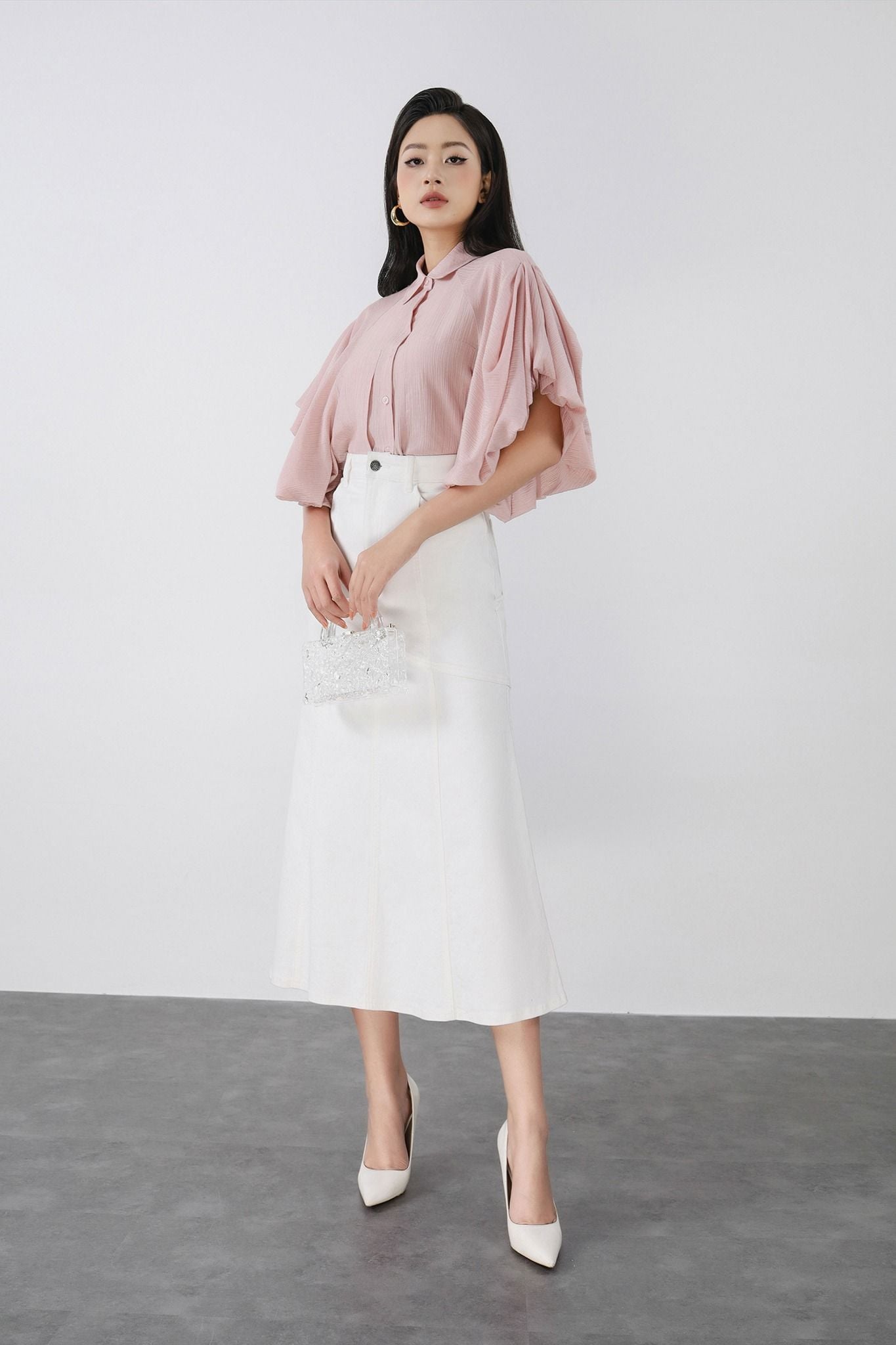 FAS34059 - Áo sơ mi công sở vải thô mỏng dáng suông cổ đức tay phồng bo chun thời trang thân áo có túi tạo kiểu - PANTIO