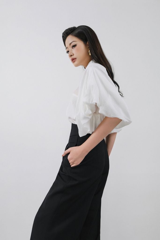 FAS34059 - Áo sơ mi công sở vải thô mỏng dáng suông cổ đức tay phồng bo chun thời trang thân áo có túi tạo kiểu - PANTIO