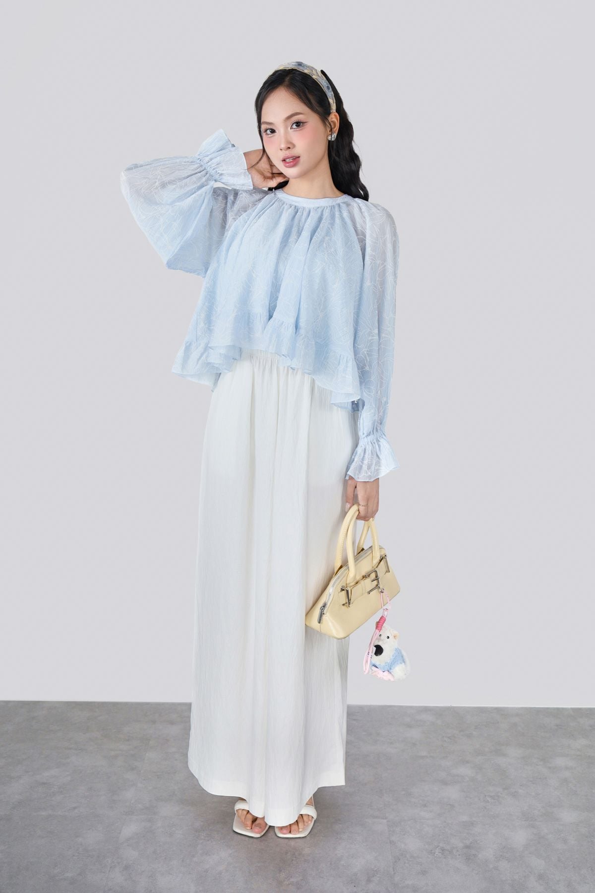 FAS34063 - Áo sơ mi vải tơ nhăn dáng suông cổ tròn tay dài bo chun tay gấu áo phối viền bèo tạo kiểu - JAN.