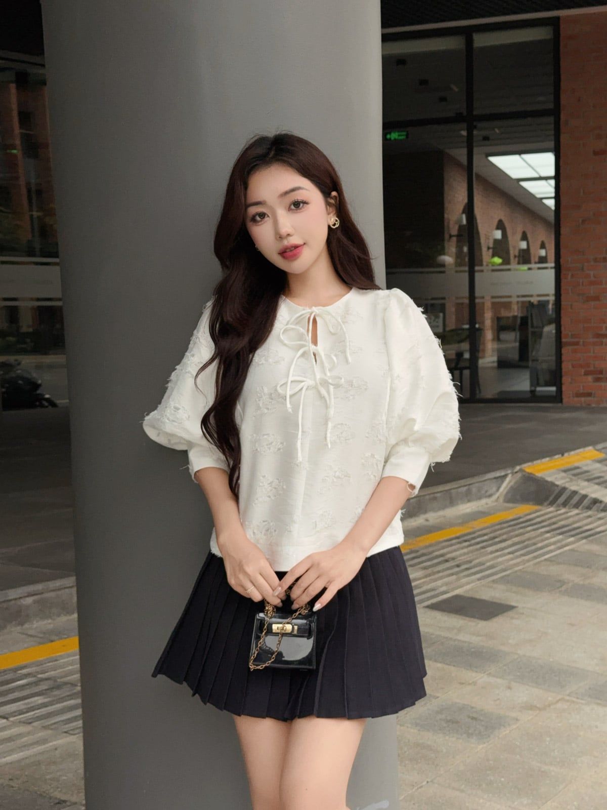 FAS34080 - Áo sơ mi công sở vải tơ dáng suông cổ kiểu đính nơ thắt tay lửng thời trang - JAN.