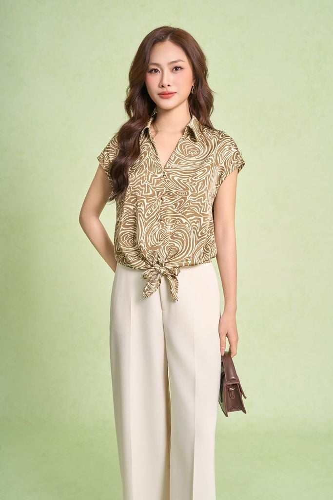 FAS34138 - Áo sơ mi công sở vải lụa hoạ tiết dáng ngắn cổ bẻ xẻ V tay chờm thân áo phối vạt thắt tạo kiểu - PANTIO