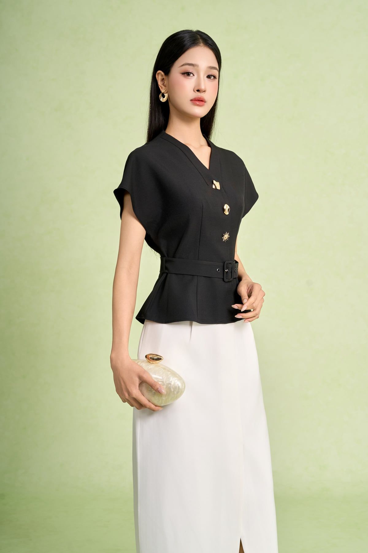 FAS34143 - Áo sơ mi kiểu công sở vải thô đũi dáng peplum cổ xẻ V tay chờm thân áo đính khuy thời trang eo phối dây đai - PANTIO