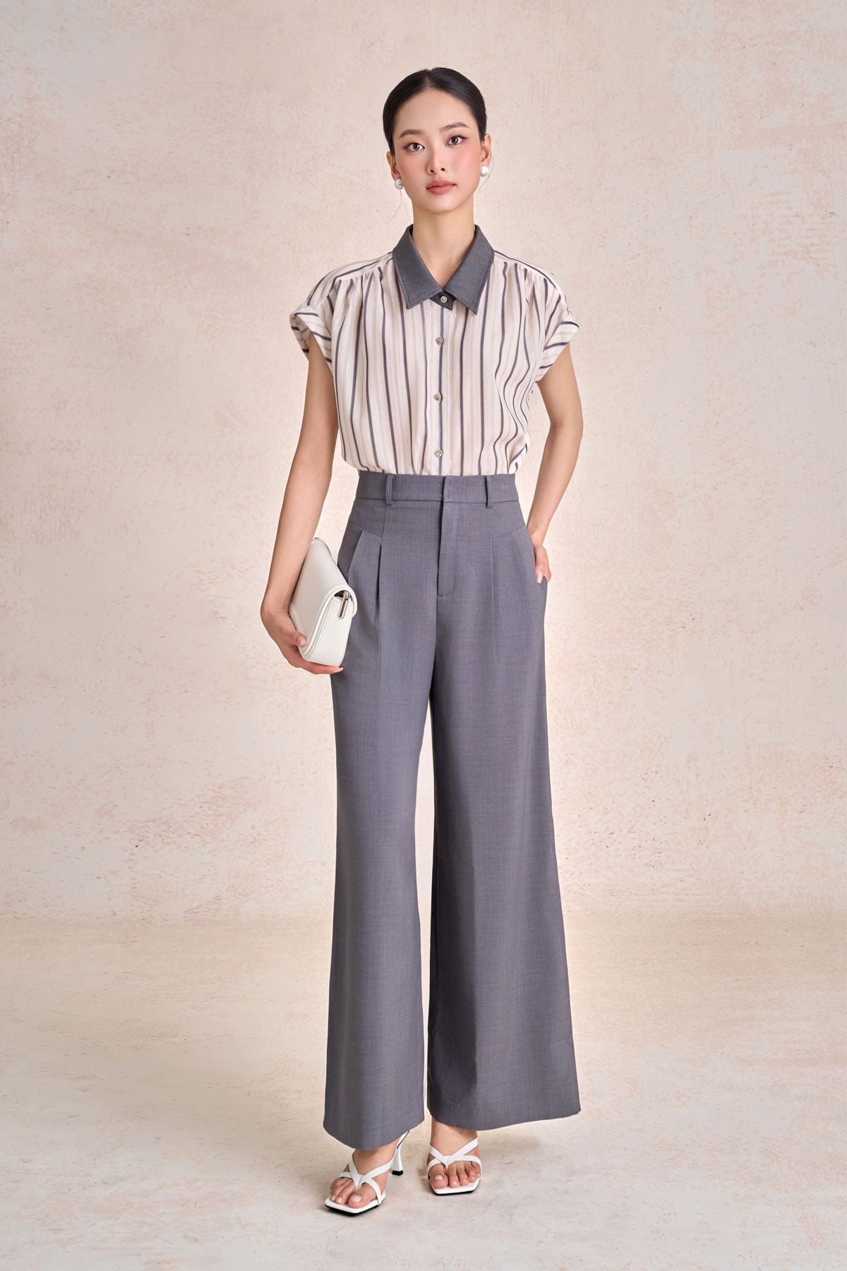 FAS34145 - Áo sơ mi công sở vải thô kẻ dáng suông cổ bẻ tay chờm cài khuy thân trước - PANTIO