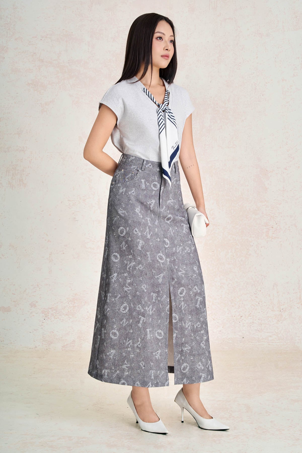 FJD51411 - Chân váy dài vải denim dáng chữ A cạp cao xẻ tà trước thời trang - PANTIO