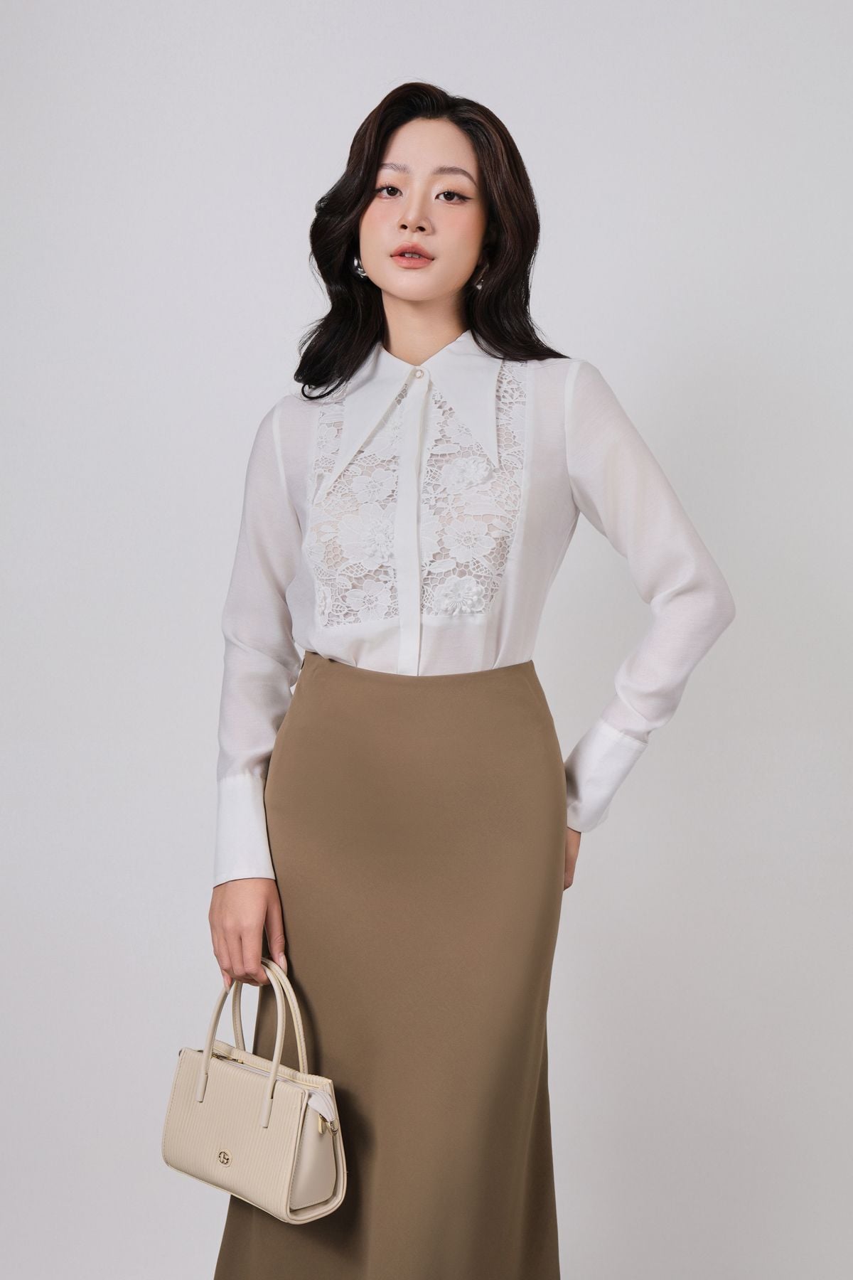 FAS53935 - Áo sơ mi công sở vải tơ dáng suông cổ đức tay măng sec thân áo phối ren cao cấp cài khuy trước - PANTIO