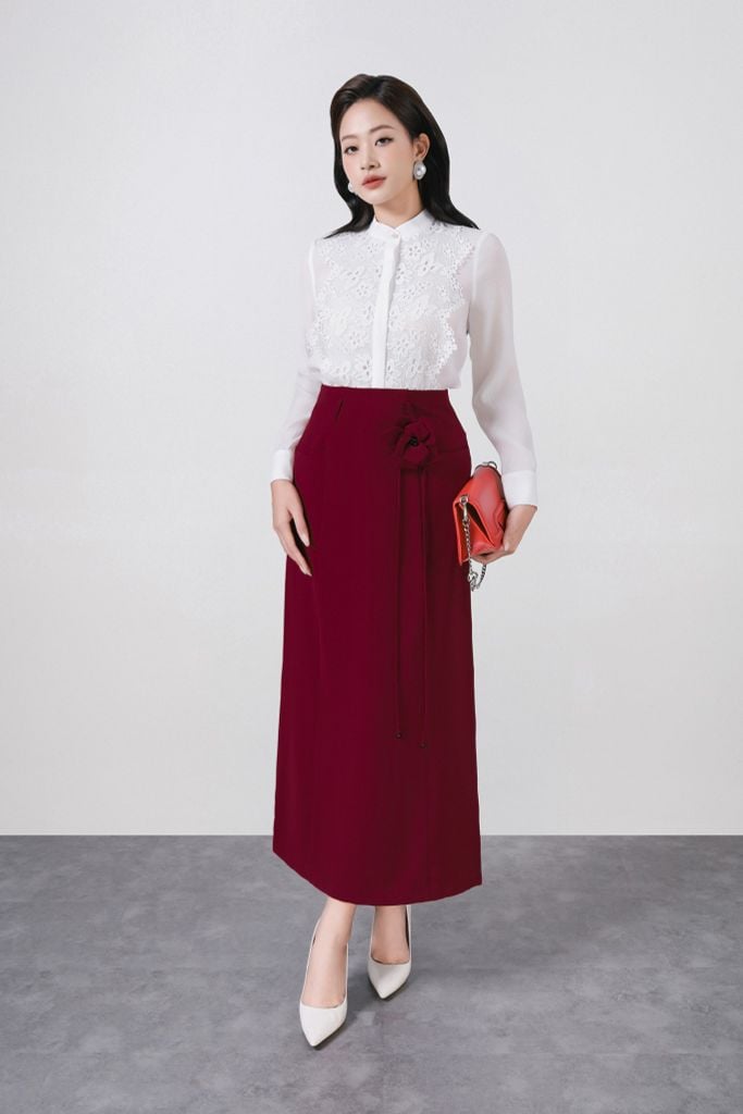 FJD51269 - Chân váy dài công sở vải tuytsi dáng suông cạp liền thân váy phối dây hoa 3D thời trang khoá thân sau - PANTIO