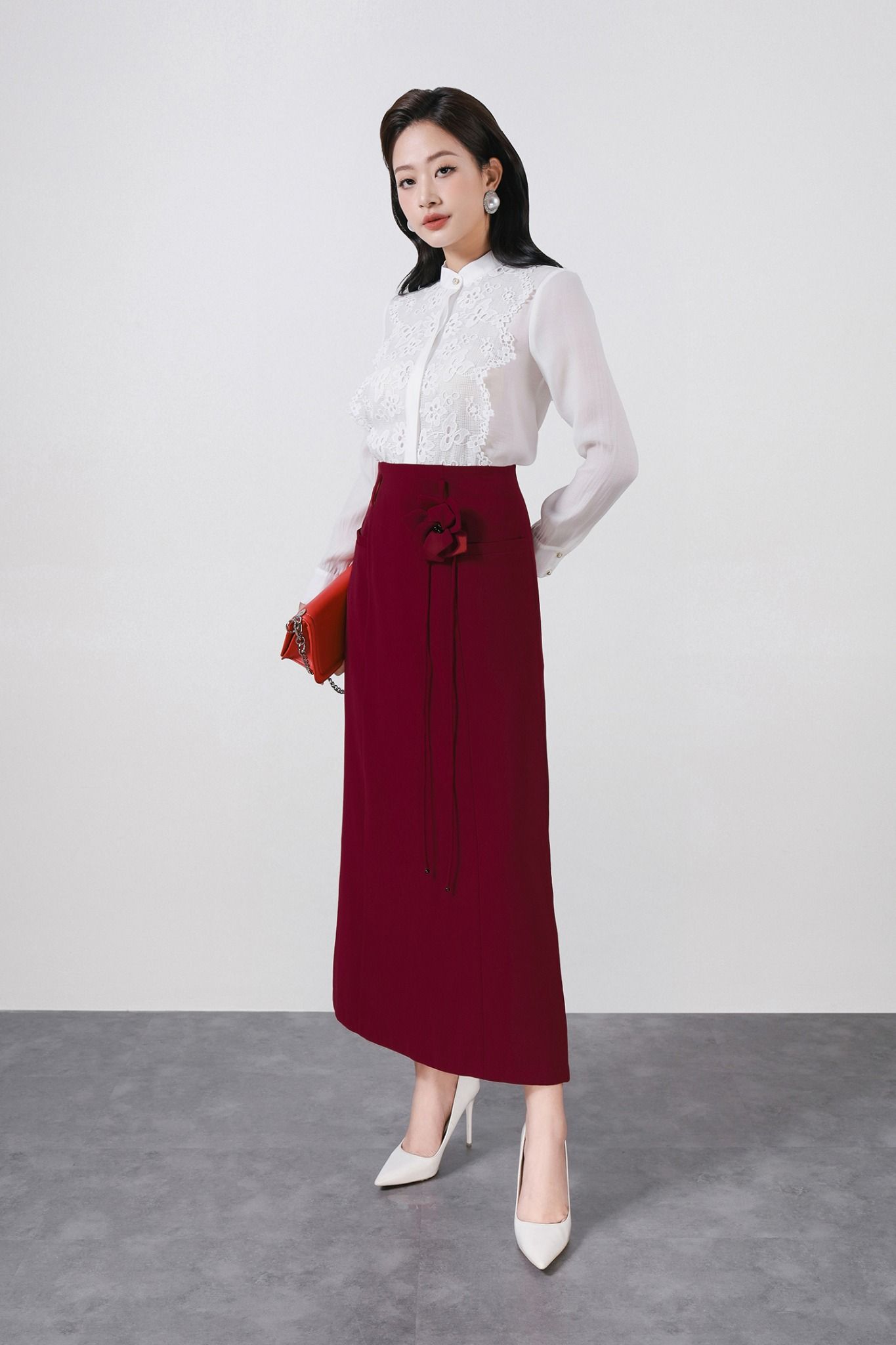 FJD51269 - Chân váy dài công sở vải tuytsi dáng suông cạp liền thân váy phối dây hoa 3D thời trang khoá thân sau - PANTIO