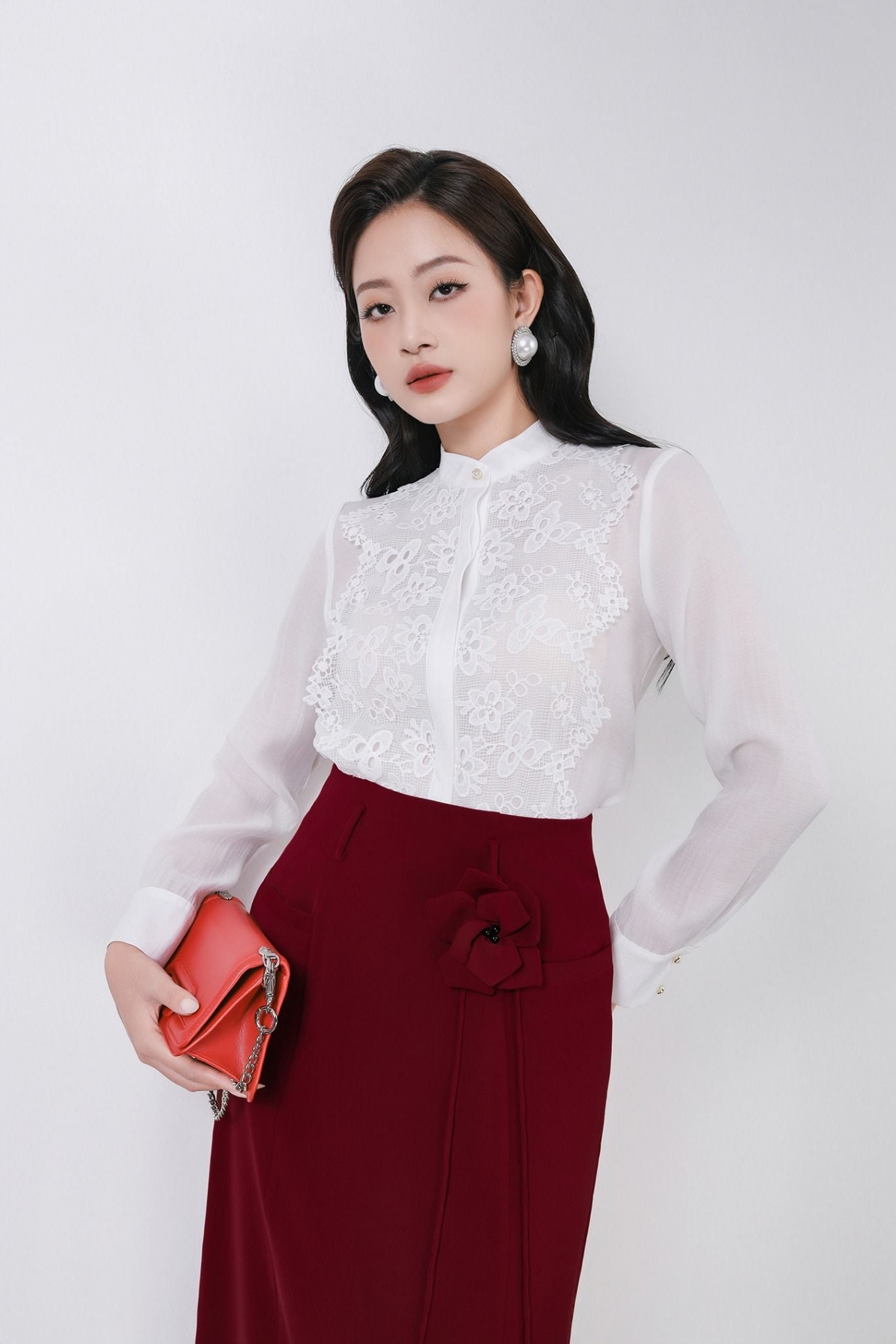 FJD51269 - Chân váy dài công sở vải tuytsi dáng suông cạp liền thân váy phối dây hoa 3D thời trang khoá thân sau - PANTIO