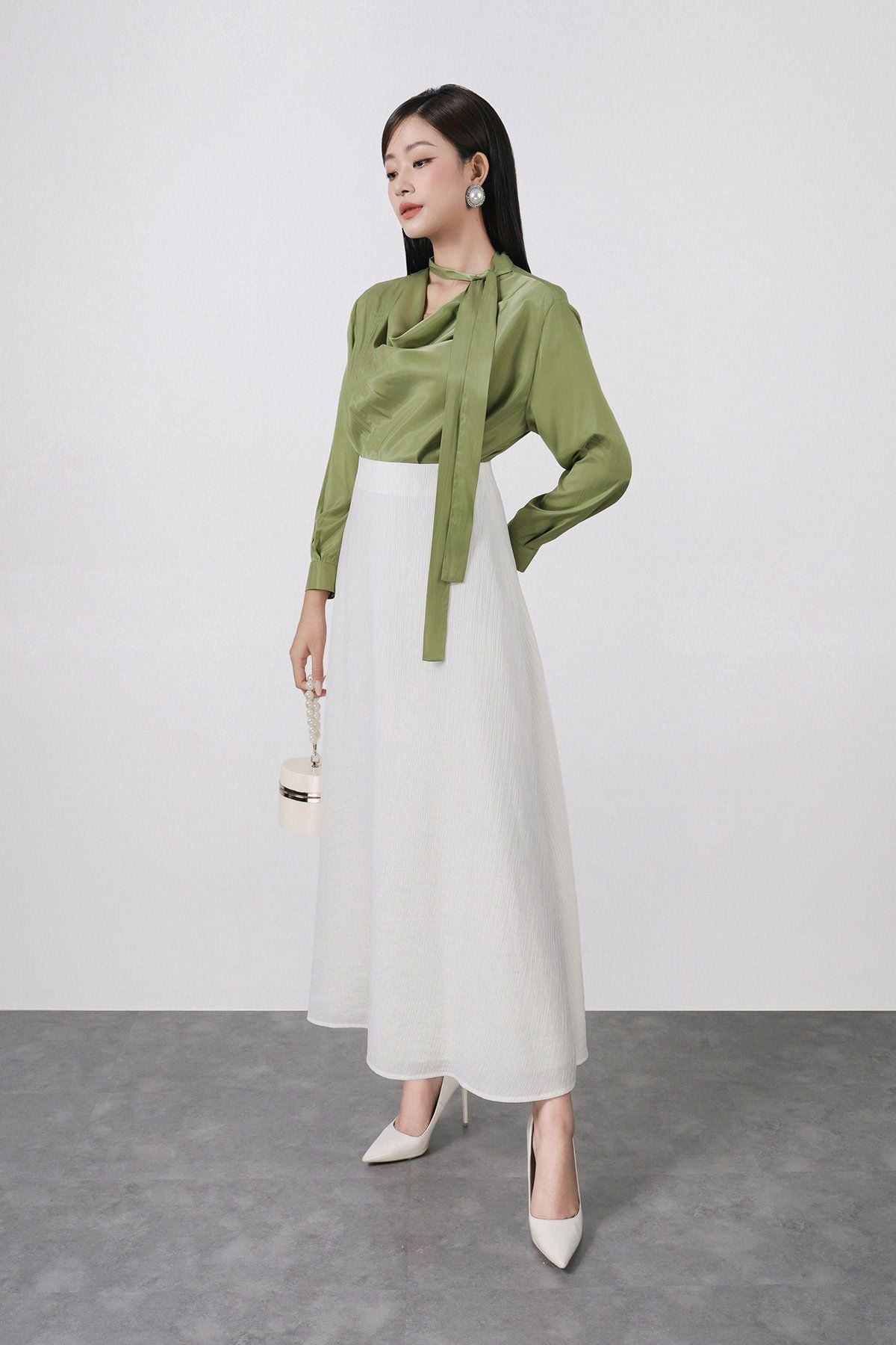 FAS54029 - Áo sơ mi công sở vải thô lụa dáng suông cổ đổ phối dây thắt tạo kiểu tay dài thời trang - PANTIO