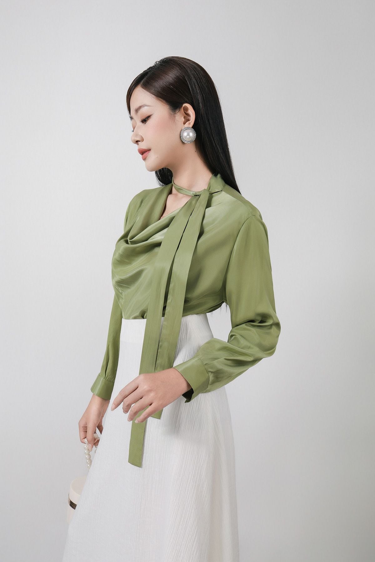 FAS54029 - Áo sơ mi công sở vải thô lụa dáng suông cổ đổ phối dây thắt tạo kiểu tay dài thời trang - PANTIO