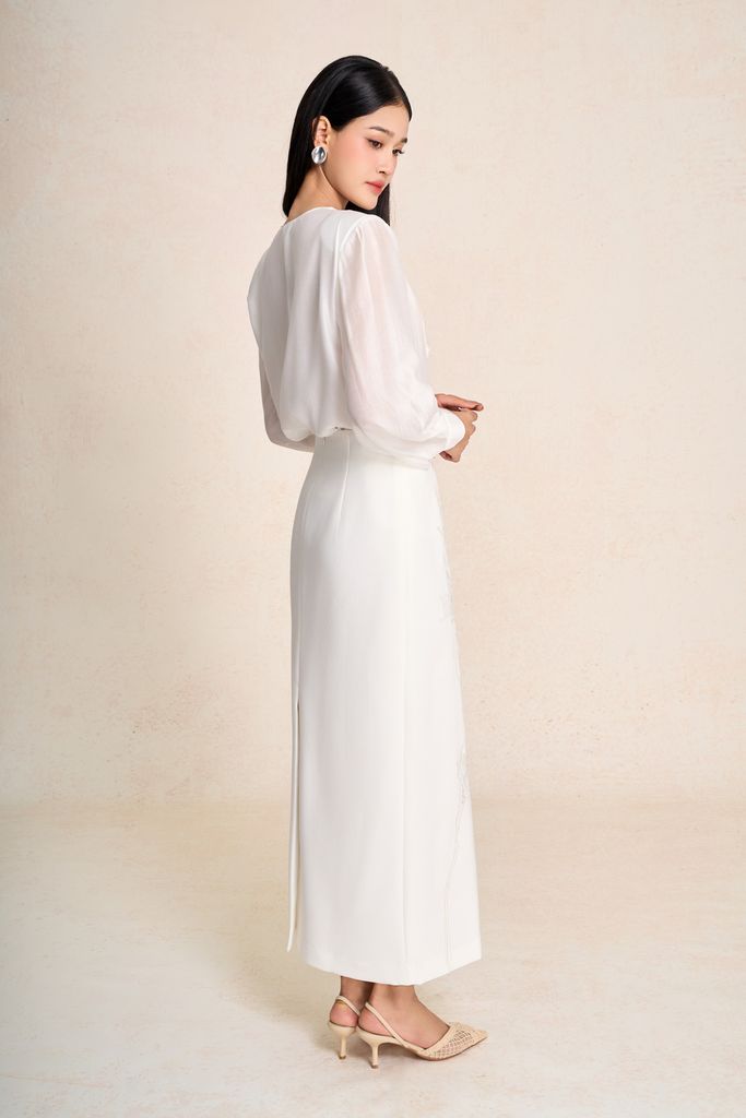 FAS54057 - Áo sơ mi công sở vải tơ dáng suông cổ V phối dây tạo kiểu - PANTIO