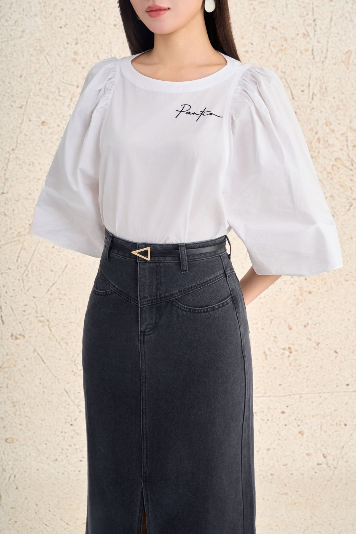 FAS54070 - Áo sơ mi công sở vải thô kate dáng suông cổ tròn tay lửng rộng thân áo in hoạ tiết thời trang - PANTIO