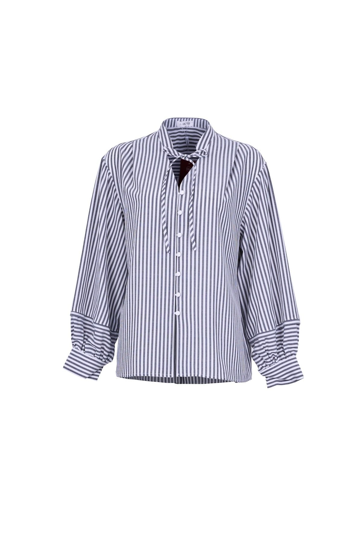 FAS54091 - Áo sơ mi công sở vải thô đũi dáng suông cổ xẻ V thắt dây nơ tay dài bồng nhẹ phối măng sec cài khuy trước - JAN.