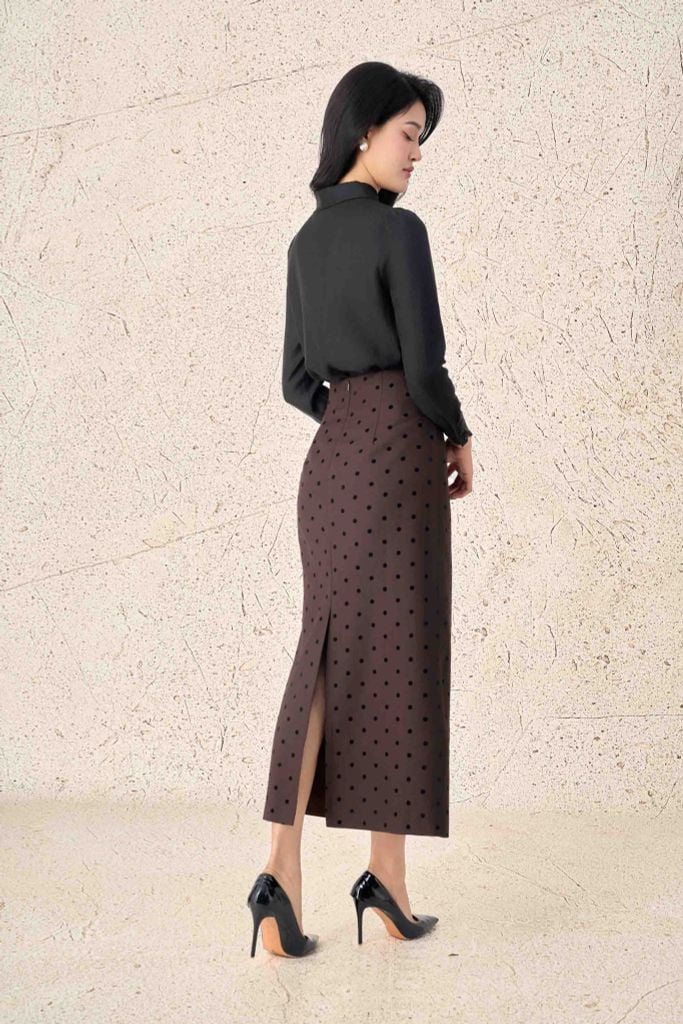 FJD91385 - Chân váy dài công sở vải thô hoạ tiết dáng suông cạp liền thời trang khoá thân sau - PANTIO