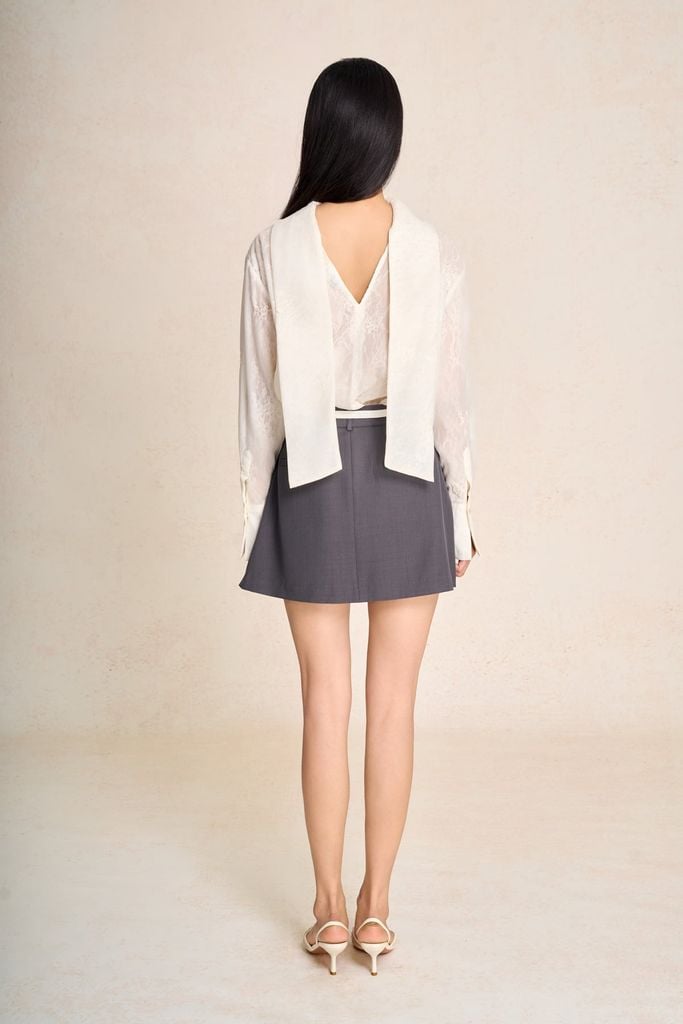 FAS74084 - Áo sơ mi công sở vải tơ hai lớp phối ren lưới dáng suông cổ vạt cách điệu tay bồng tạo kiểu - PANTIO