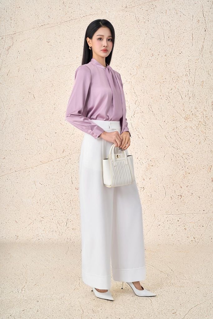 FAS94096 - Áo sơ mi công sở vải lụa satin dáng suông cổ tròn thắt vạt tạo kiểu tay dài phối măng séc - PANTIO