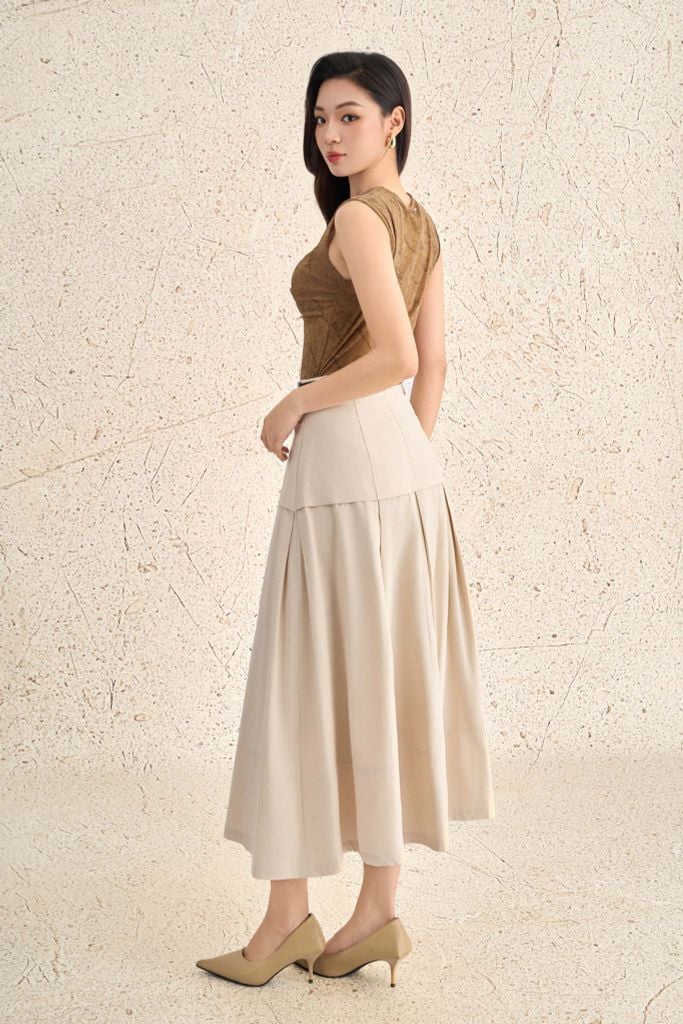 FJD51131 - Chân váy công sở vải Kaki dáng A dài hai lớp lót vải boi eo đáp cạp bản to thân váy xếp ly kèm đai lưng chun khoá thân sau - PANTIO