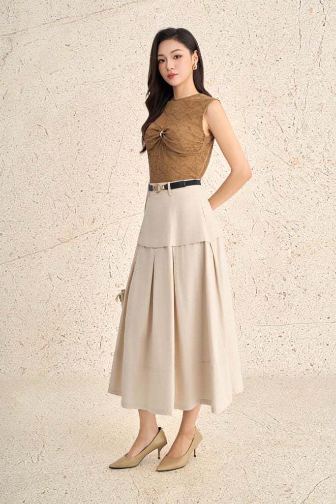 FJD51131 - Chân váy công sở vải Kaki dáng A dài hai lớp lót vải boi eo đáp cạp bản to thân váy xếp ly kèm đai lưng chun khoá thân sau - PANTIO