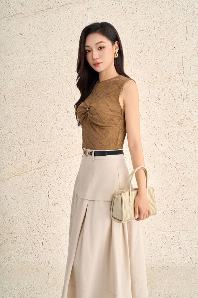 FJD51131 - Chân váy công sở vải Kaki dáng A dài hai lớp lót vải boi eo đáp cạp bản to thân váy xếp ly kèm đai lưng chun khoá thân sau - PANTIO