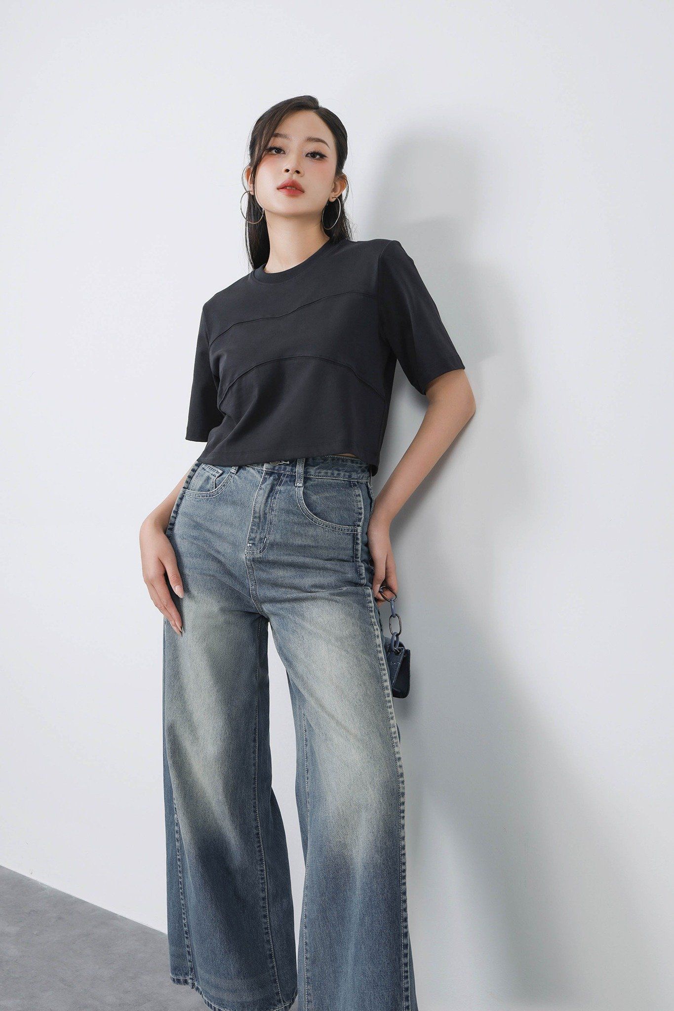 FAT3533 - Áo thun cao cấp vải cotton dáng croptop cổ tròn thân áo phối đường viền thời trang - PANTIO