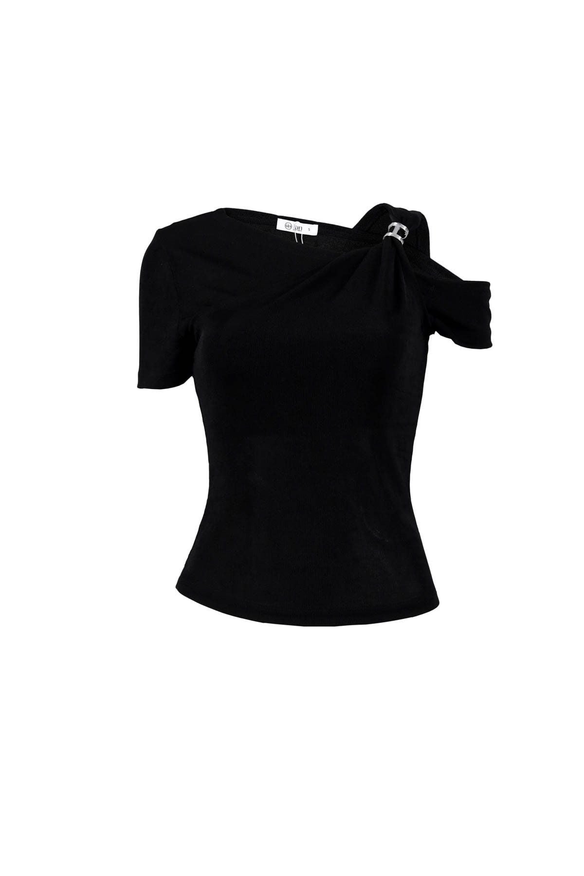 FAT3565 - Áo thun cao cấp vải len dáng ôm cổ kiểu trễ vai phối vạt trang trí kim loại - JAN.