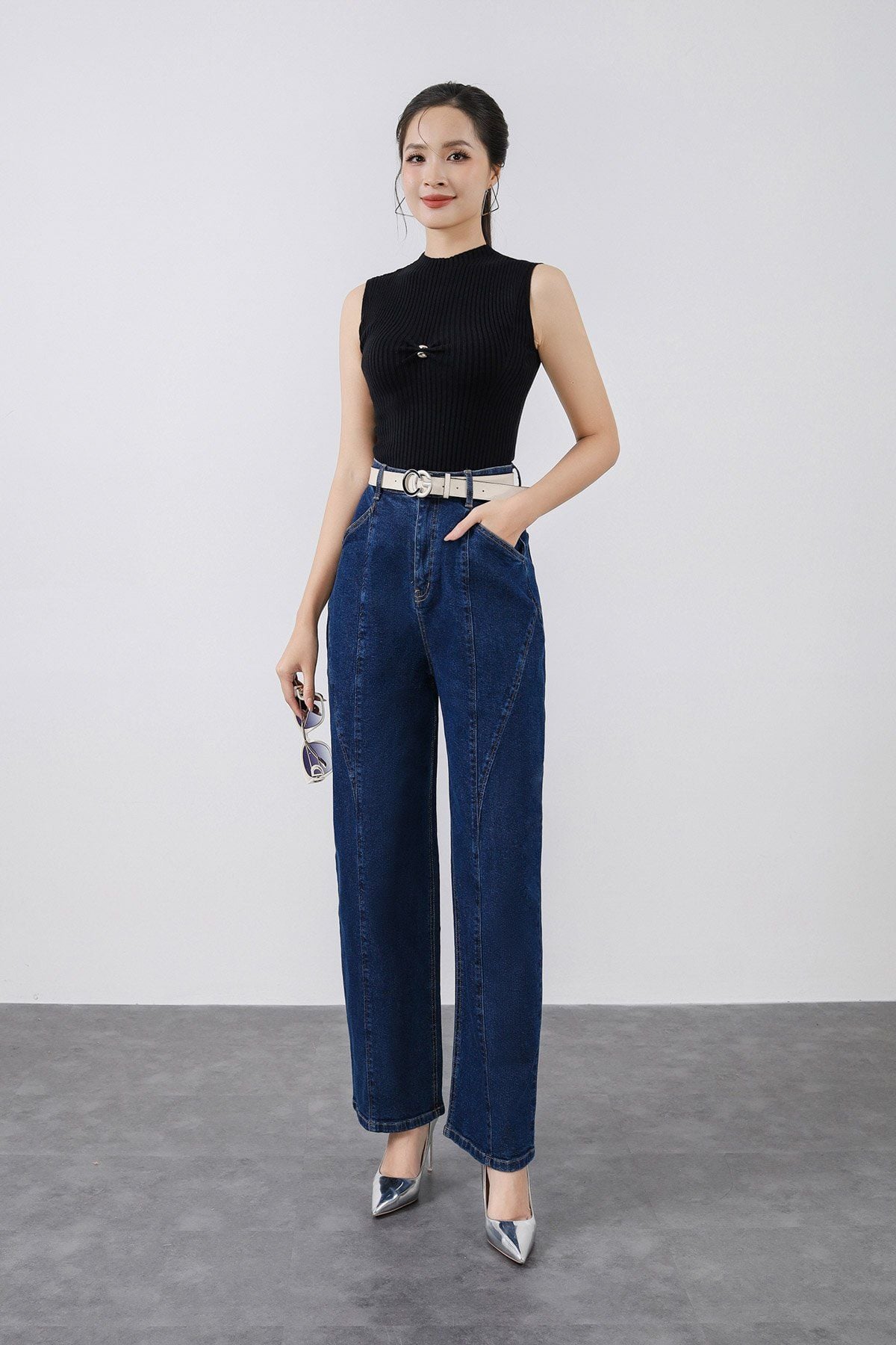 FAT5511 - Áo thun dệt kim cao cấp vải len dáng ôm cổ cao ngực áo đính phụ kiện thời trang - PANTIO