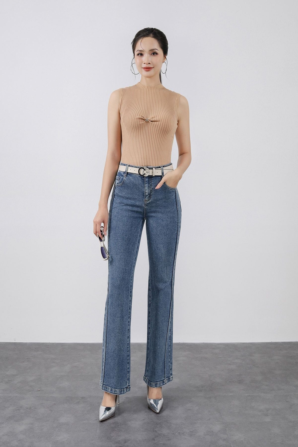 FAT5511 - Áo thun dệt kim cao cấp vải len dáng ôm cổ cao ngực áo đính phụ kiện thời trang - PANTIO