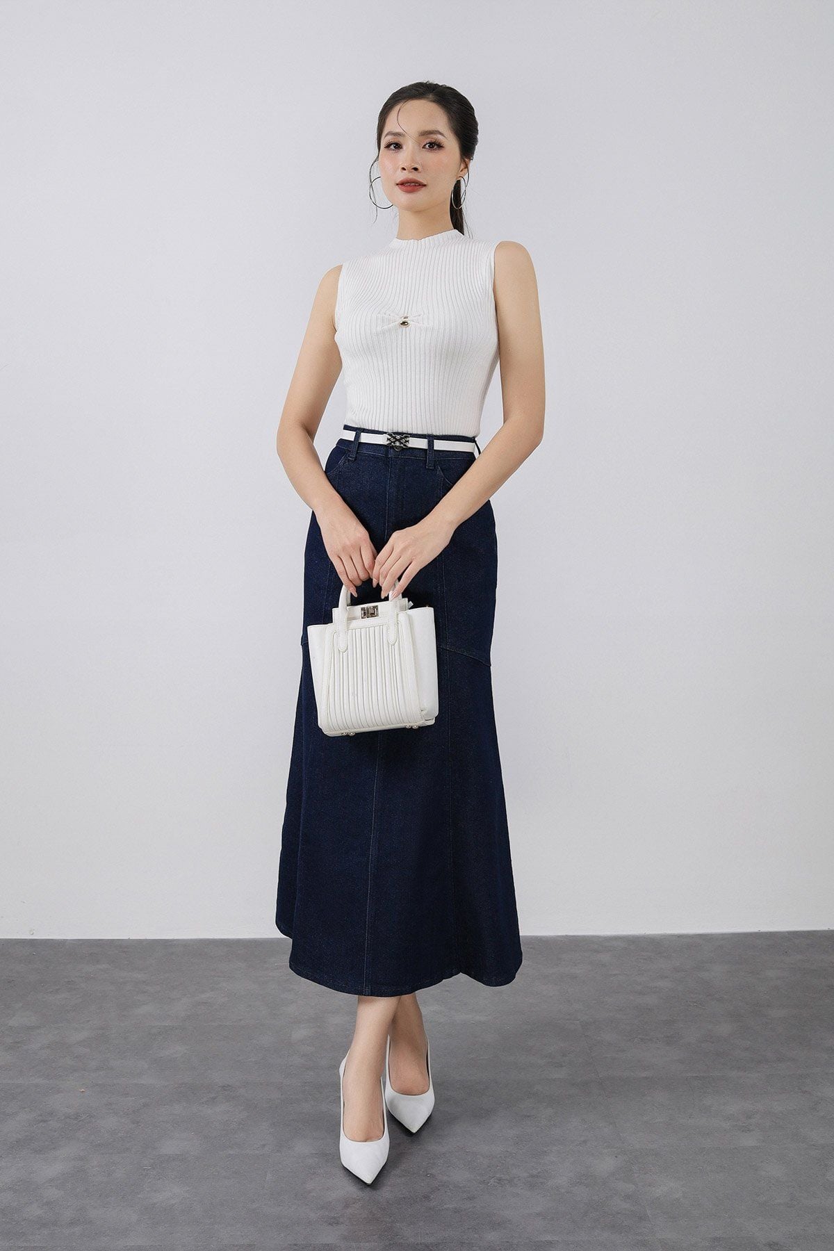 FAT5511 - Áo thun dệt kim cao cấp vải len dáng ôm cổ cao ngực áo đính phụ kiện thời trang - PANTIO