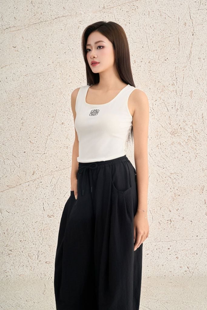 FQD51187 - Quần dài dạo phố vải gió dáng bomber cạp chun phối dây rút tạo kiểu - PANTIO