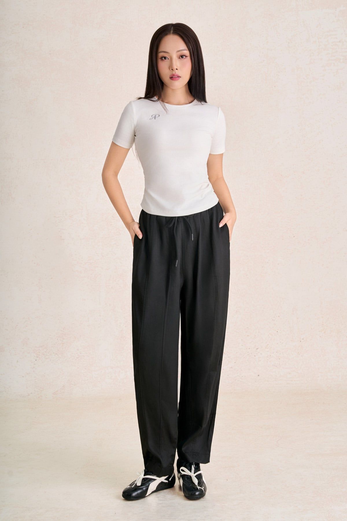 FAT5689 - Áo thun dệt kim vải cotton dáng ôm cổ tròn tay cộc ngực áo có hoạ tiết thời trang - PANTIO
