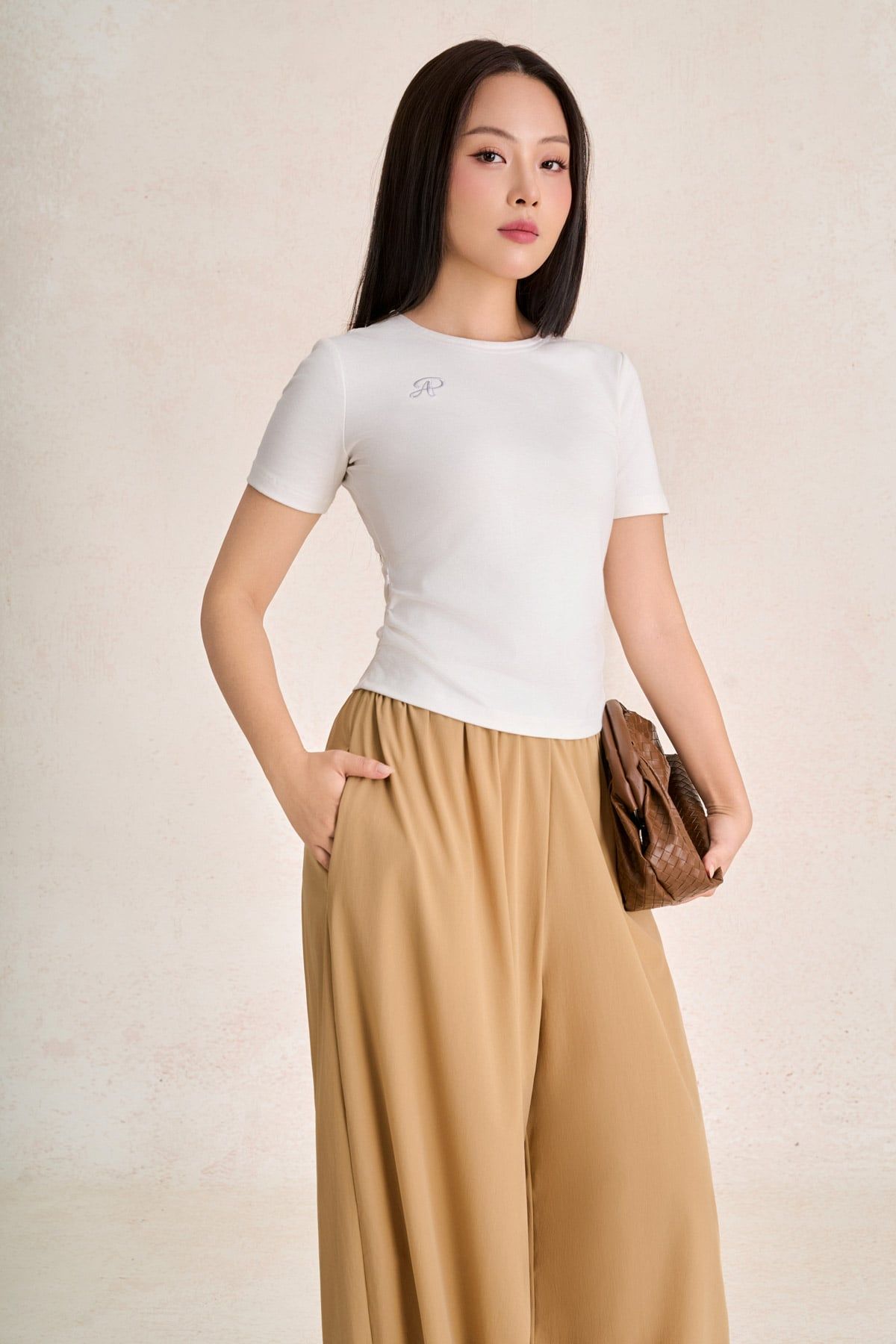 FQD51232 - Quần dài dạo phố vải gió dáng bomber ống rộng cạp chun thời trang - PANTIO