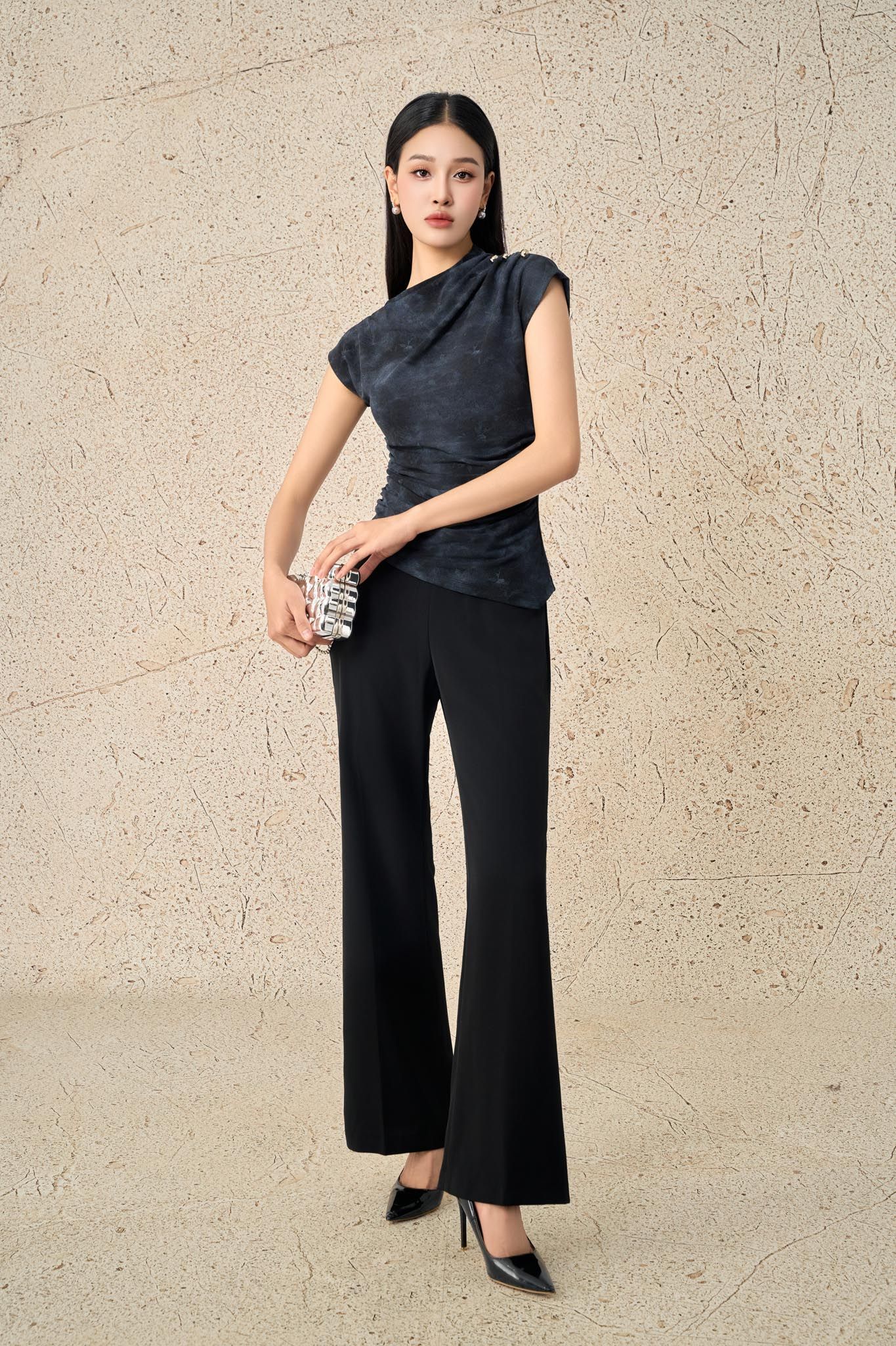 BQD33490 - Quần dài công sở vải tuytsi dáng suông ống vẩy thời trang khoá thân sau - PANTIO