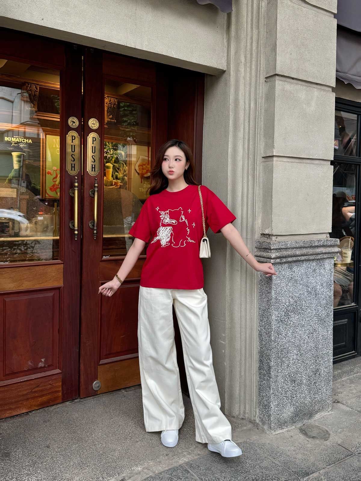 FAT7605 - Áo thun vải cotton dáng suông cổ tròn tay cộc thân áo in hoạ tiết thời trang - JAN.