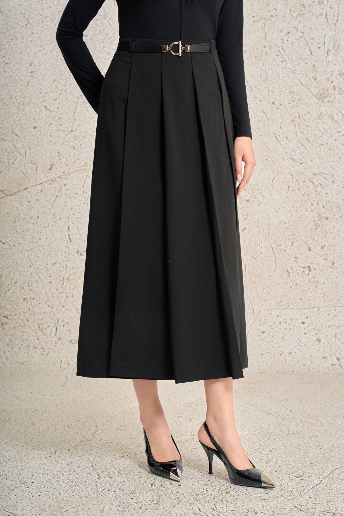 FJD71339 - Chân váy dài công sở vải thô mỏng dáng xòe cạp liền có dây lưng thân váy xếp ly to tạo kiểu khoá thân sau - PANTIO