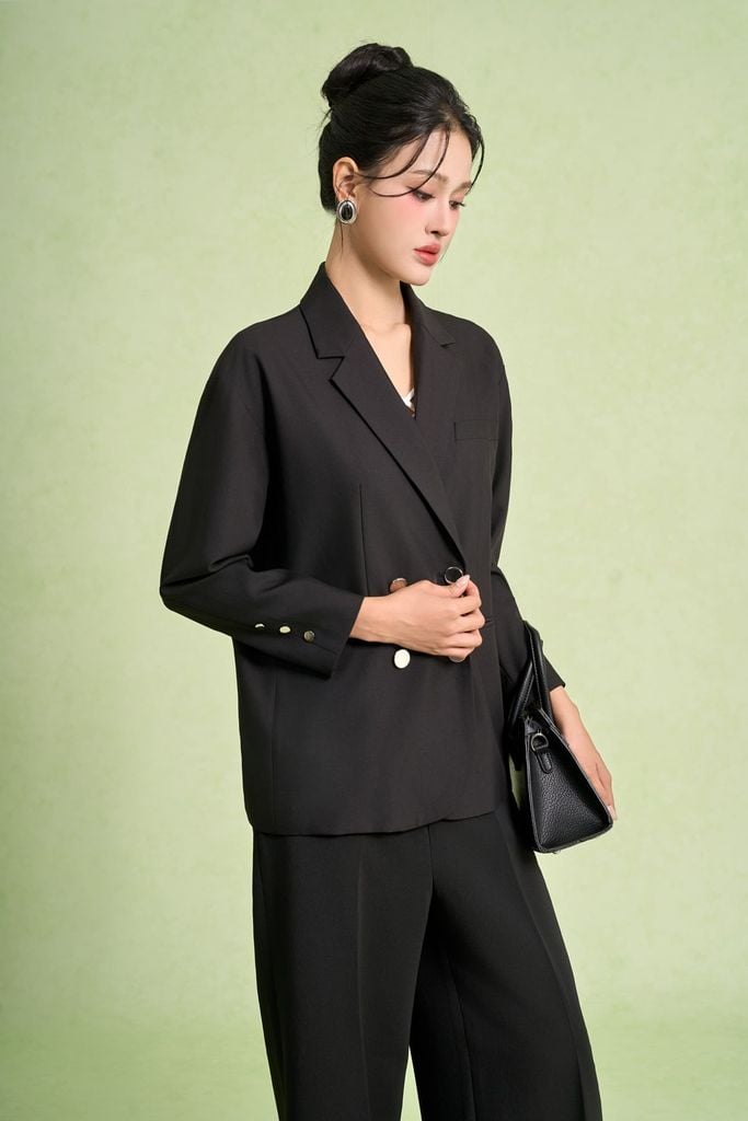 FAV51000 - Áo vest công sở vải tuytsi dáng suông cổ gai ve tay dài thân áo có khuy kim loại tạo kiểu - PANTIO