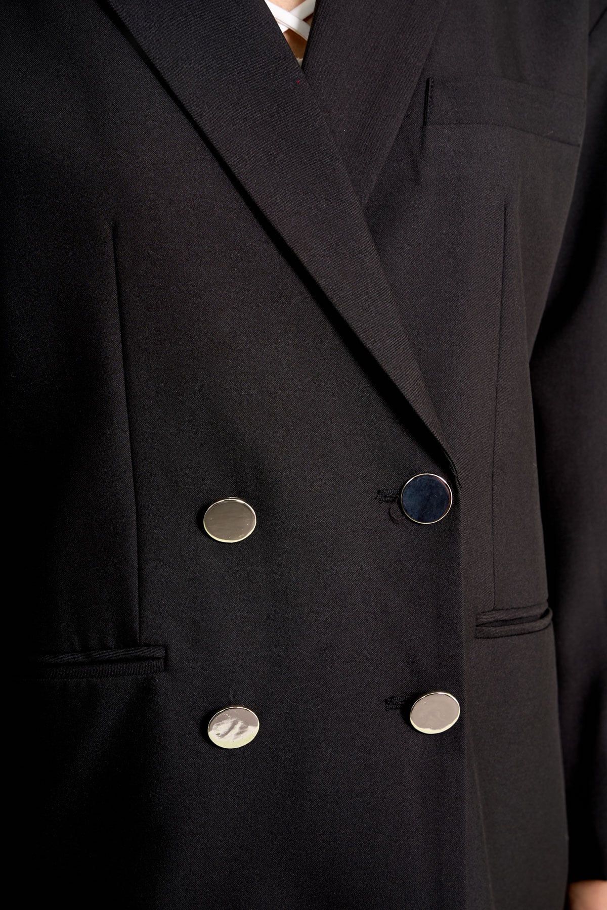 FAV51000 - Áo vest công sở vải tuytsi dáng suông cổ gai ve tay dài thân áo có khuy kim loại tạo kiểu - PANTIO