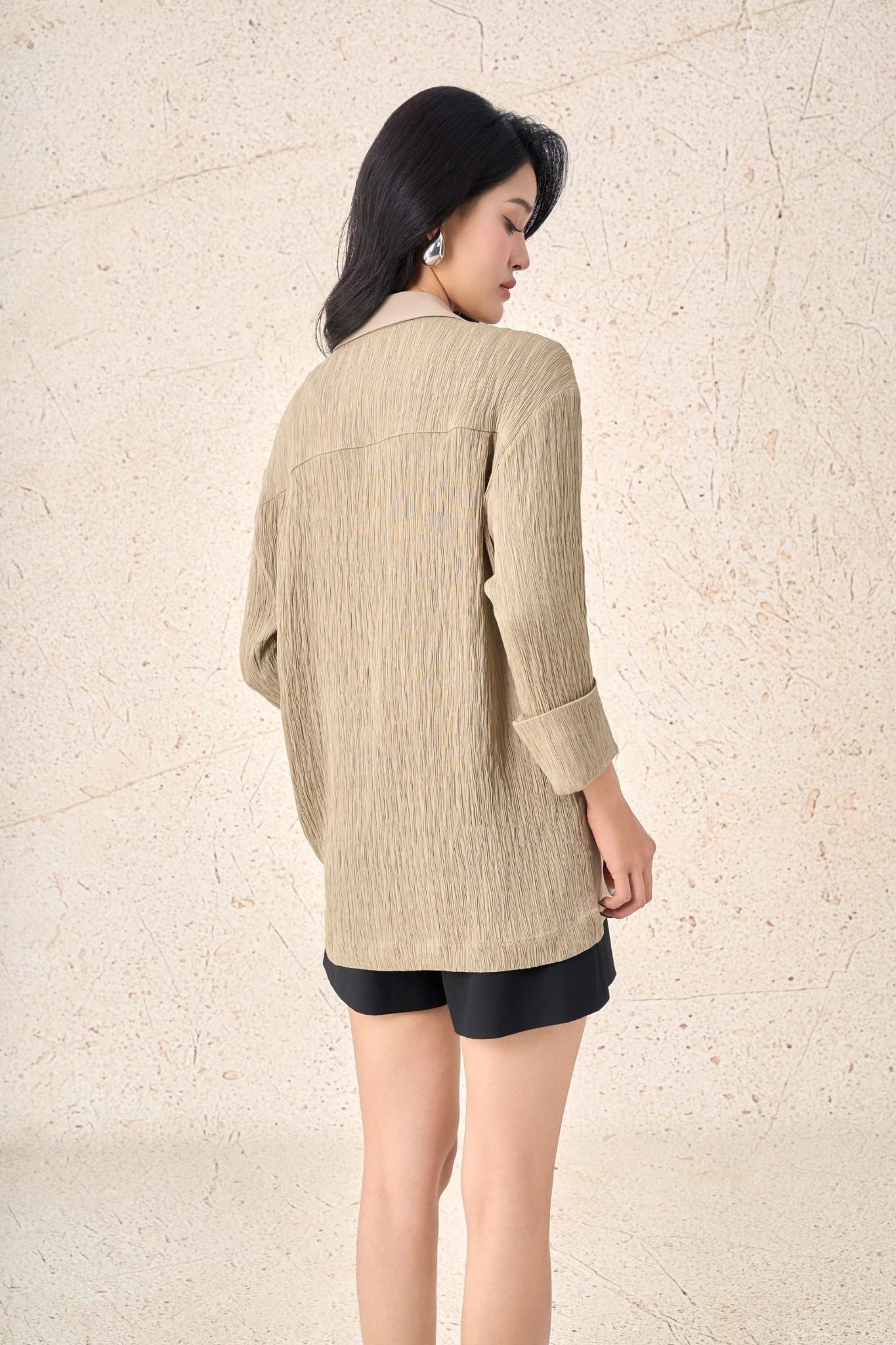 FAV7974 - Áo vest công sở vải thô đũi dáng suông cổ hai ve tay lửng thân áo có nắp túi ốp tạo kiểu - PANTIO