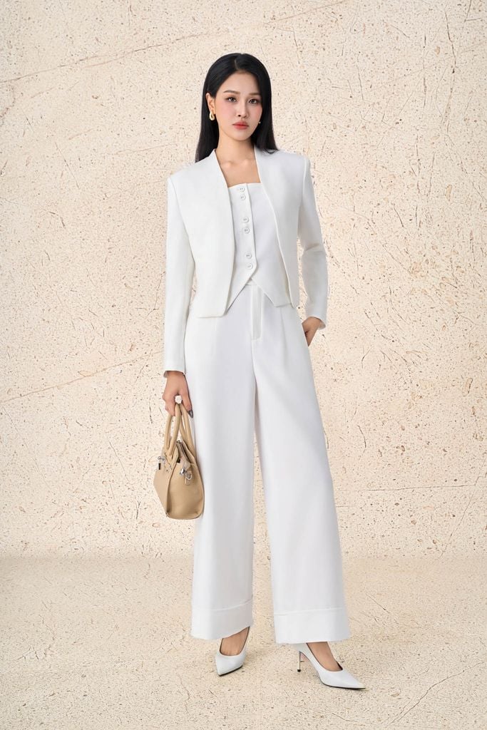 FAV997 - Áo vest công sở vải demin dáng ngắn kèm áo hai dây mặc trong thời trang cài khuy thân trước - PANTIO