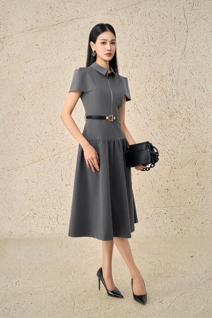 FDC14034 - Đầm công sở vải tuytsi dáng xoè có lót habutai cổ đức phối khoá đồng trang trí kèm thắt lưng tạo kiểu khoá thân sau - PANTIO