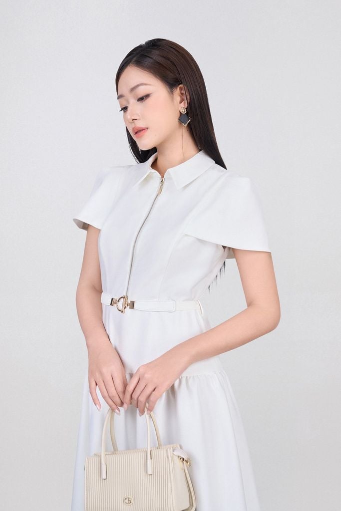 FDC14034 - Đầm công sở vải tuytsi dáng xoè có lót habutai cổ đức phối khoá đồng trang trí kèm thắt lưng tạo kiểu khoá thân sau - PANTIO