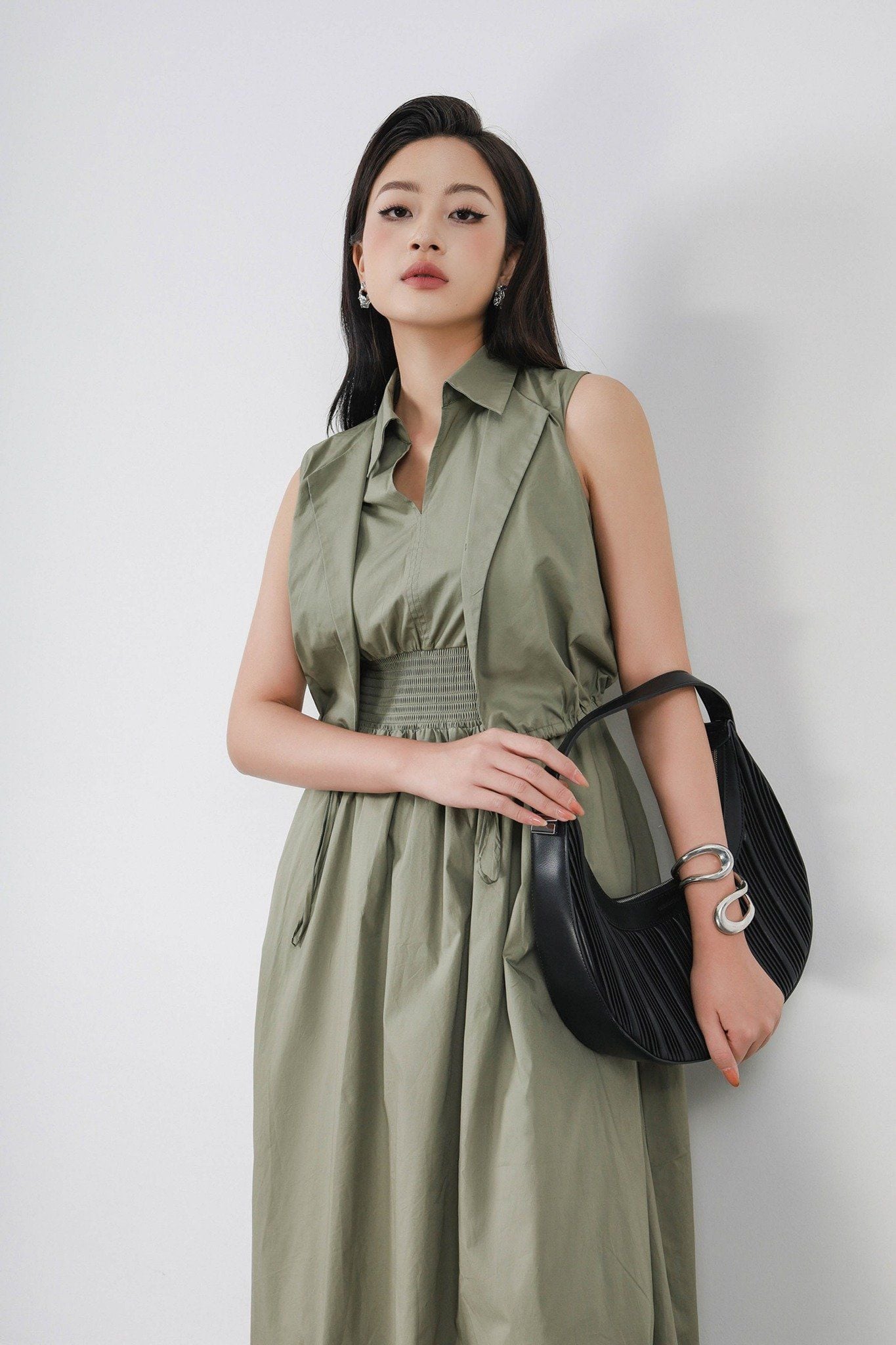 FDC15172 - Đầm công sở vải thô kate dáng bí cổ đức xẻ V kèm áo khoác liền tạo kiểu eo bo chun ôm thời trang - PANTIO