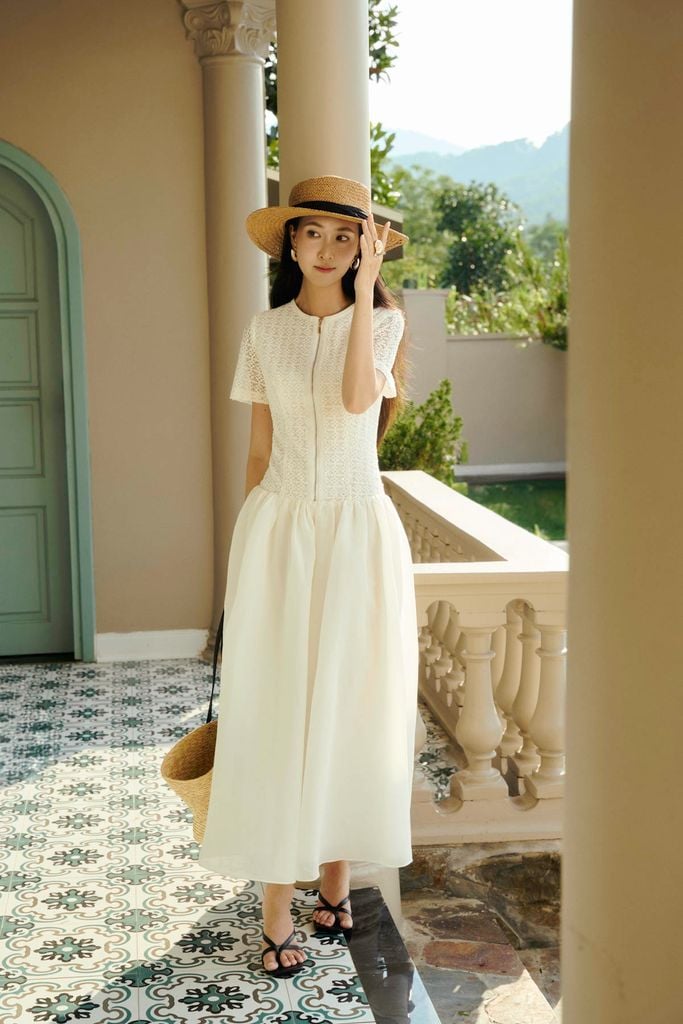 FDC15438 - Đầm công sở vải ren lưới dáng xoè cổ tròn tay dài thân váy phối khoá tạo kiểu - PANTIO