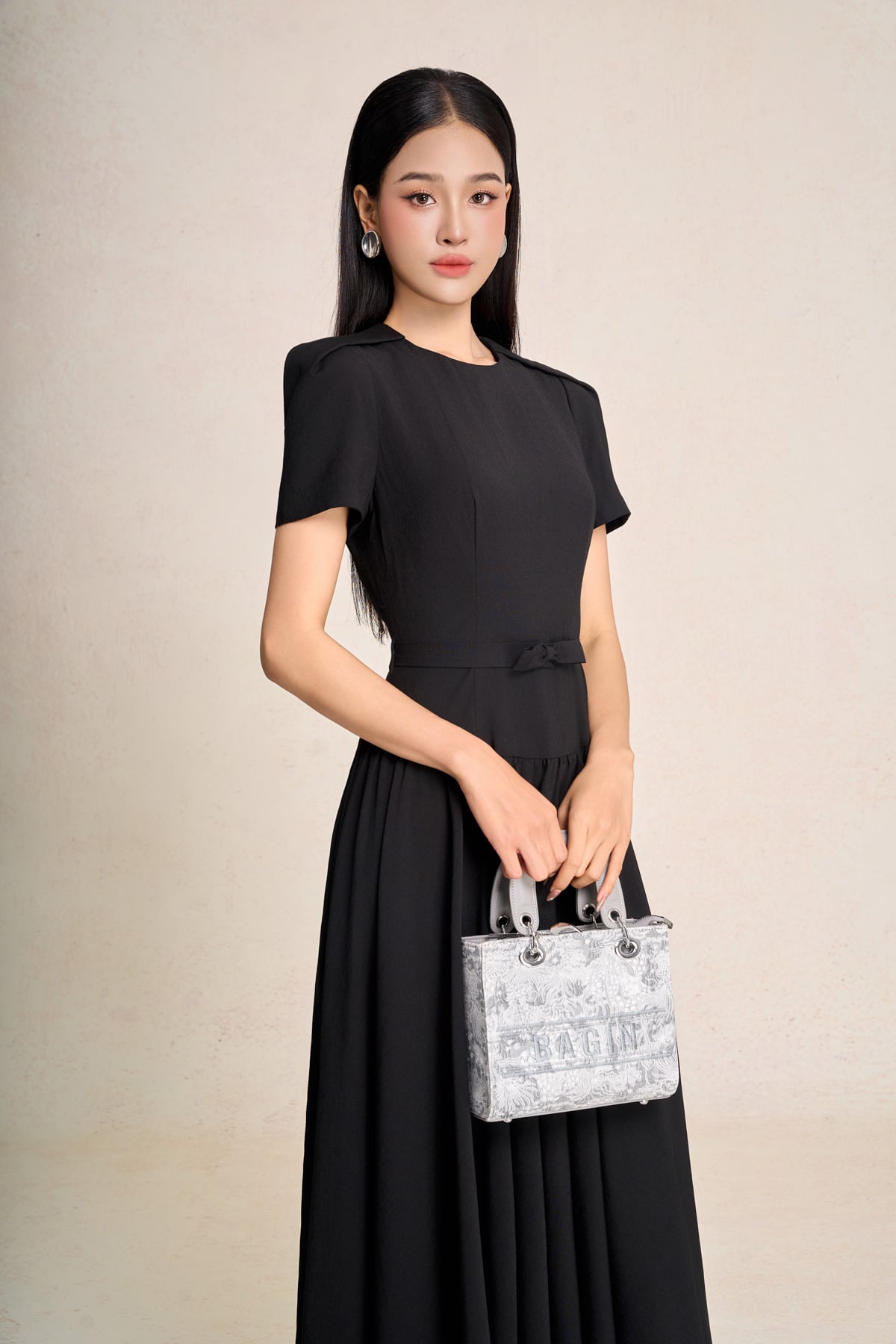 FDC15439- Đầm công sở vải thô đũi dáng chữ A cổ tròn tay cộc eo có dây đai tạo kiểu thân váy xếp nhún tạo xoè khóa thân sau - PANTIO